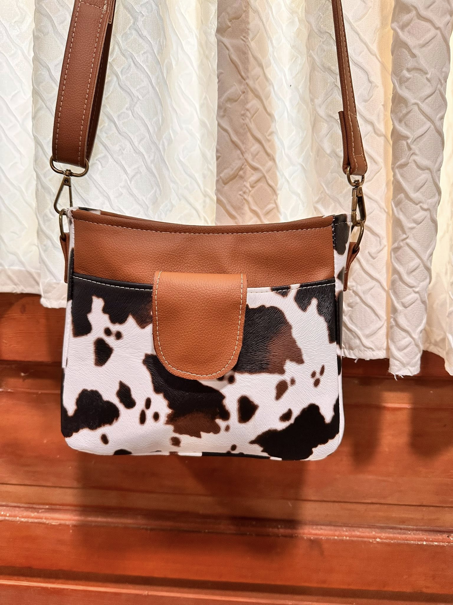 Cowhide Shoulder Bag    (made to order)