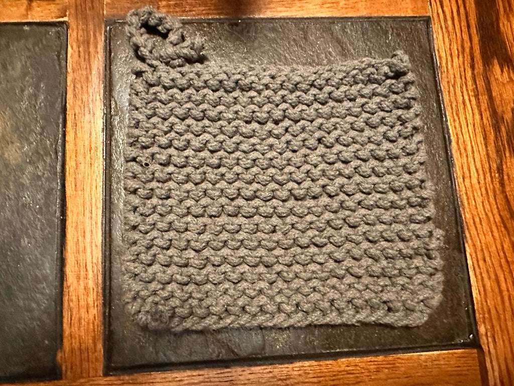 Pot holder/ trivet